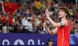 杨晨大神爆料陈雨菲视频,陈雨菲幕后视频曝光，真相令人震惊！